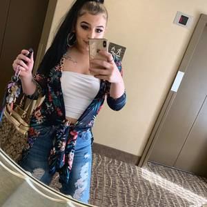 Meet your Posher, Aleah